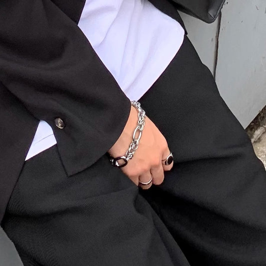 Interlocking Circles Chain Bracelet