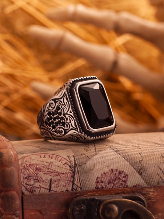 Medieval Signet Ring with Gemstone, 316L Stainless Steel Regal Turkish Inspired