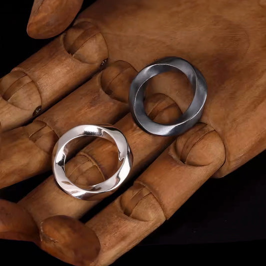 Möbius Twisted Ring Necklace Eco-friendly Cord