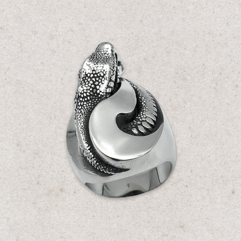 Sleek Snake Ring - Predator