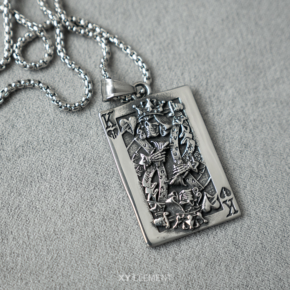 King of Hearts Skull King Broken Heart Poker Card Pendant Necklace