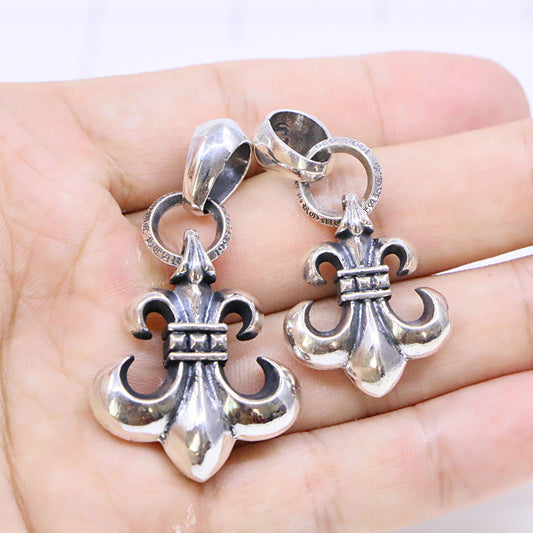 Fleur De Lis Pendant (S/L) - Vendors