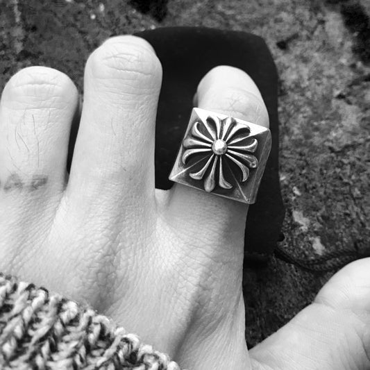 CH Plus Pyramid Ring Gothic Biker Ring 11 US