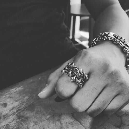 Fleur de Lis Silver Gothic Ring