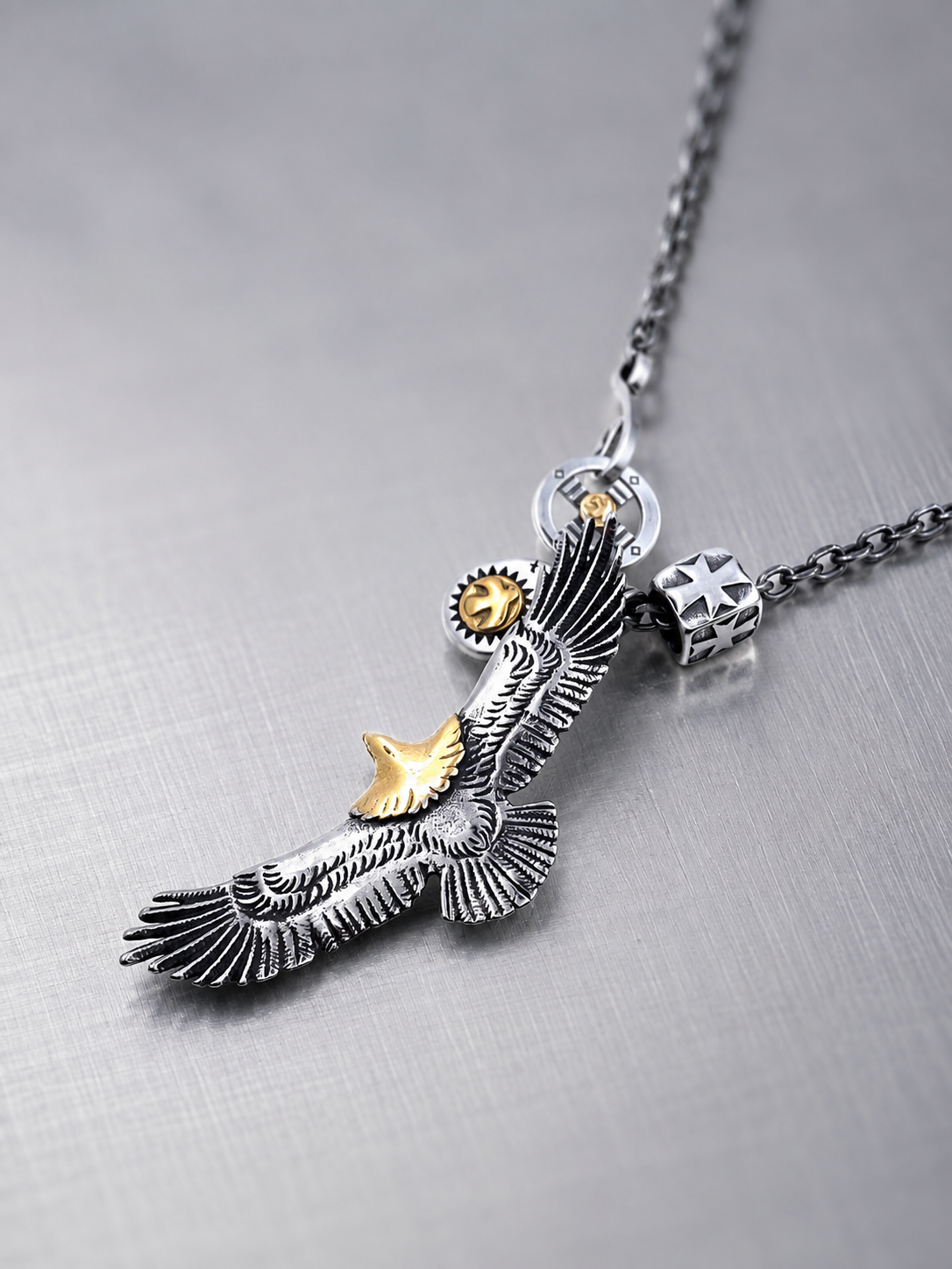 Spared Eagle Pendant Setup Necklace