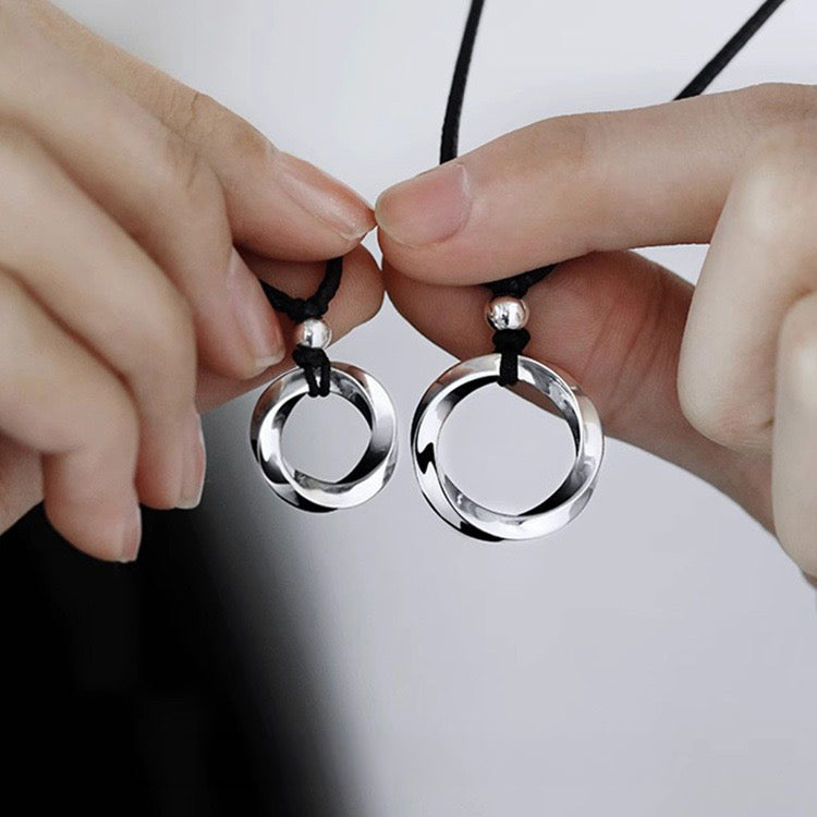Möbius Twisted Ring Necklace Eco-friendly Cord