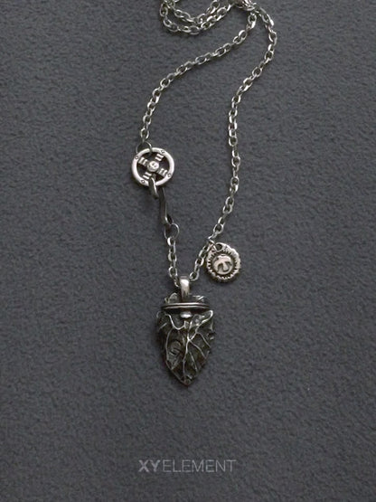 Hammered Arrowhead Hook Chain Necklace