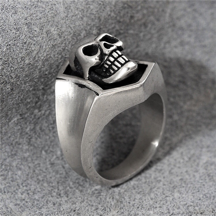 Skull Ring Gothic Punk Biker Ring