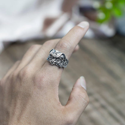 Silver Groovy Cat Ring