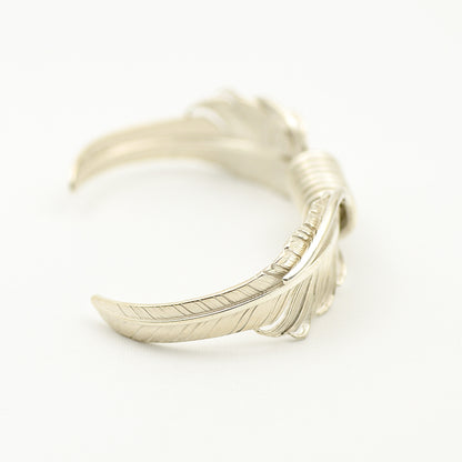 KAZEKIRI Feather Handschwingen Cuff Bracelet